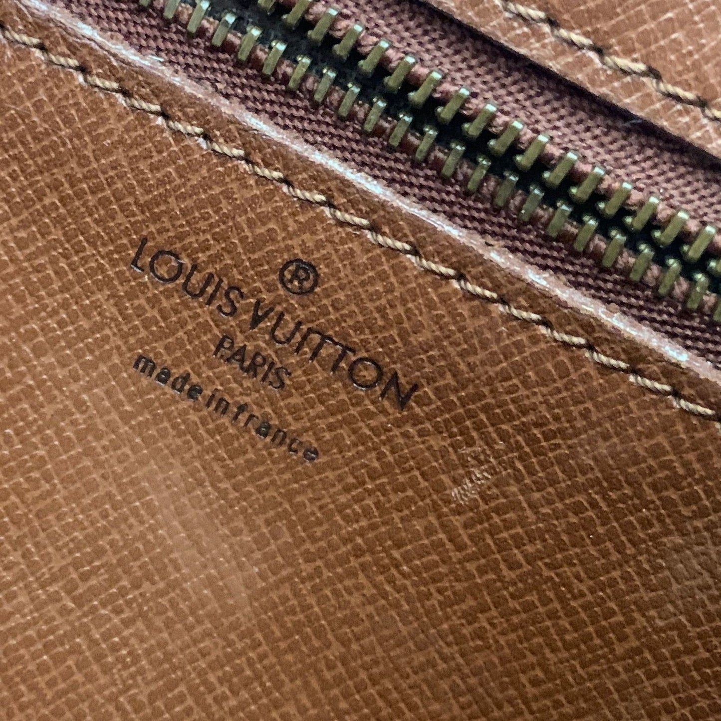 LV1043 Louis Vuitton women's monogram crossbody bag