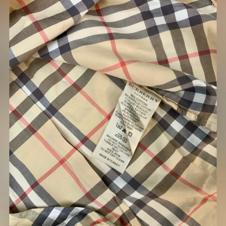 Authentic Burberry iconic check women’s short sleeve shirt in cotton size S