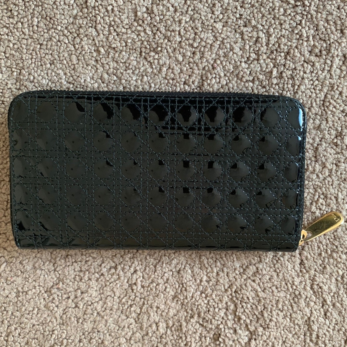 D1005 Christian Dior long black patent leather wallet