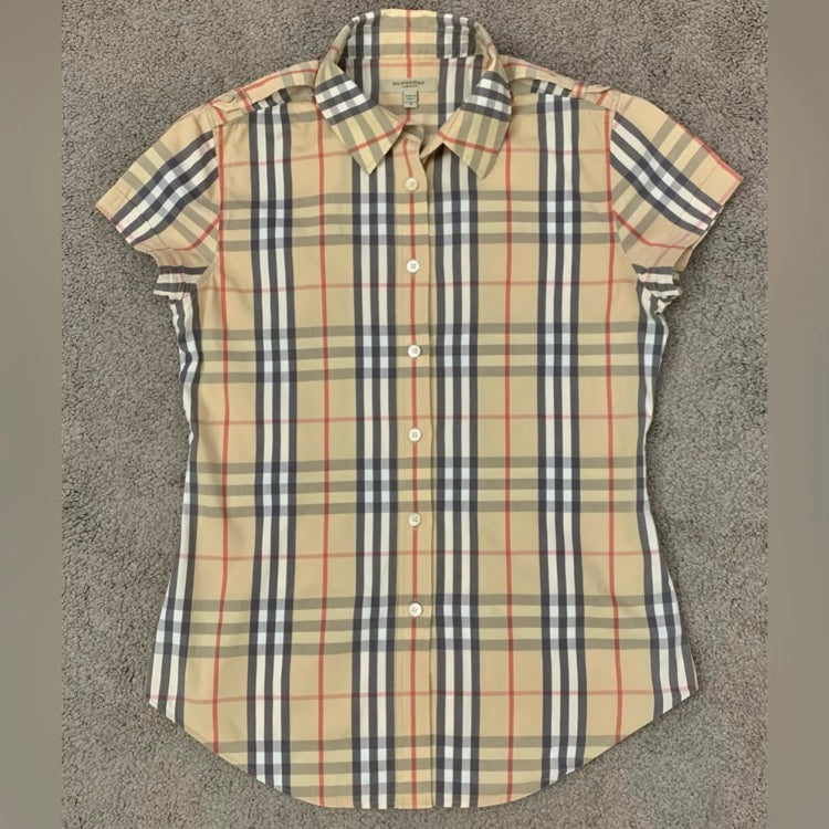 Authentic Burberry iconic check women’s short sleeve shirt in cotton size S