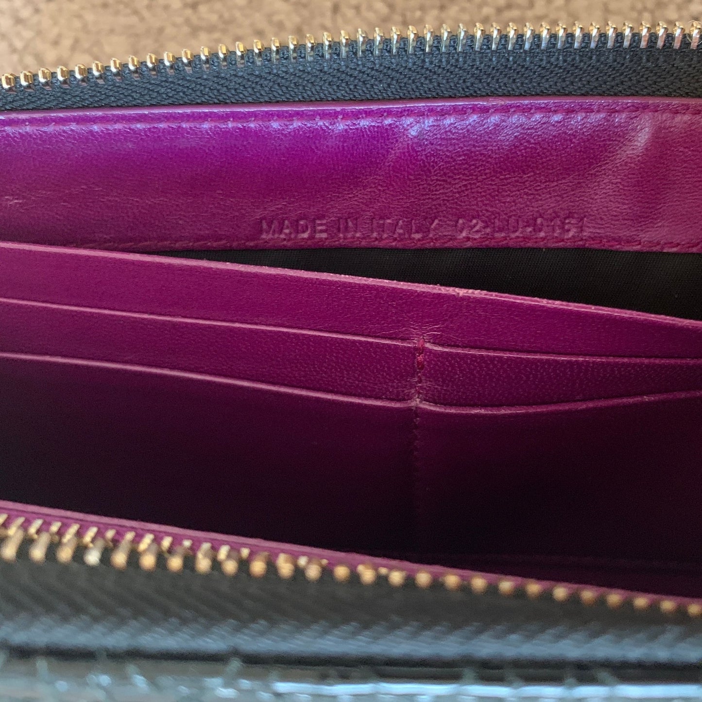 D1005 Christian Dior long black patent leather wallet